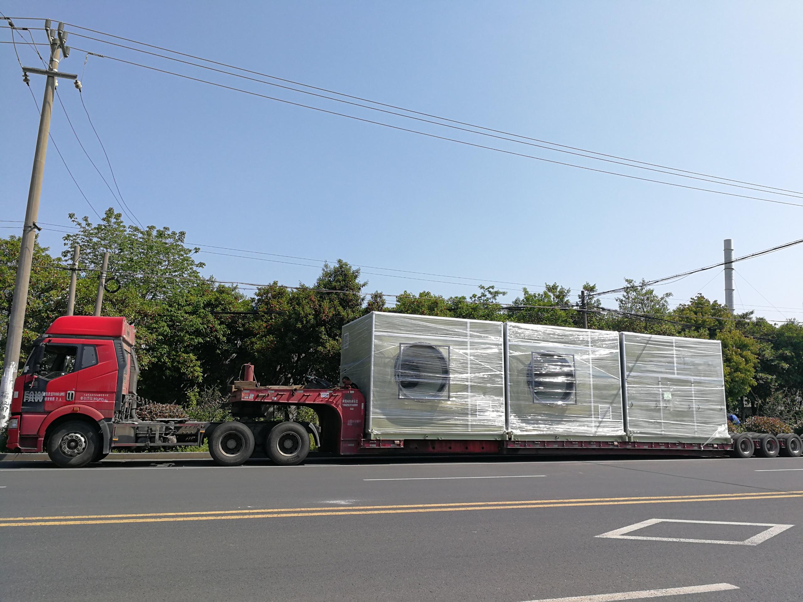 蘇州頂裕3臺玻璃鋼隔音箱風機發往杭州垃圾壓縮中轉站的除臭項目